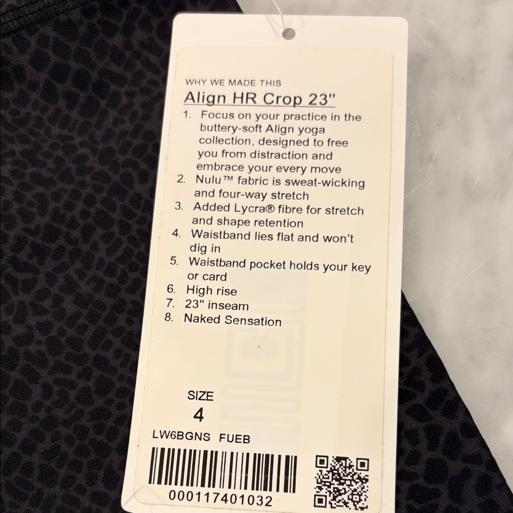 Lululemon Athletica Align HR Crop 23" in Black - Size 4 - Picture 4 of 4